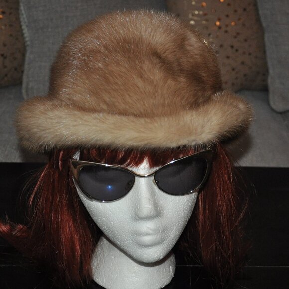 Vintage Blonde Mink Fur Bowler Derby Brim Winter Hat Cap - Picture 1 of 12